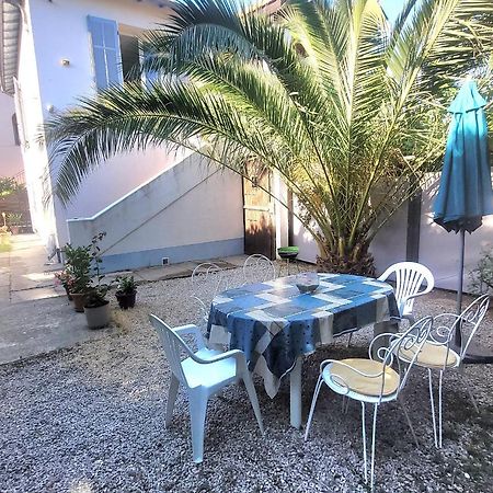Villa La Desiree - Haut De Villa, 68M2, 8 Personnes Max, Climatise, 4 Etoiles, 120M2 De Jardin Et Parking, Wifi, Vu Mer Antibes Exterior foto