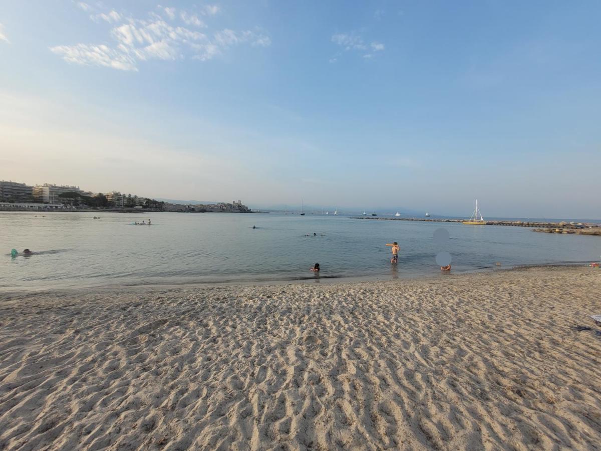 Villa La Desiree - Haut De Villa, 68M2, 8 Personnes Max, Climatise, 4 Etoiles, 120M2 De Jardin Et Parking, Wifi, Vu Mer Antibes Exterior foto