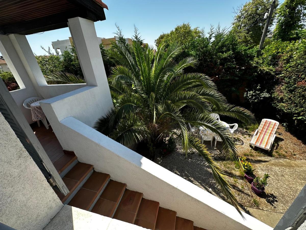 Villa La Desiree - Haut De Villa, 68M2, 8 Personnes Max, Climatise, 4 Etoiles, 120M2 De Jardin Et Parking, Wifi, Vu Mer Antibes Exterior foto